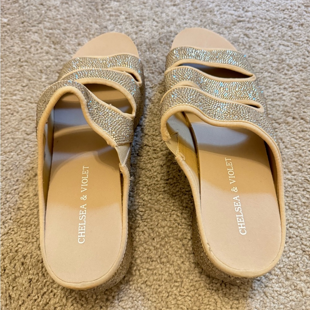 Chelsea & Violet Gold rhinestone embellished sandals Size 11 M - Picture 5 of 9